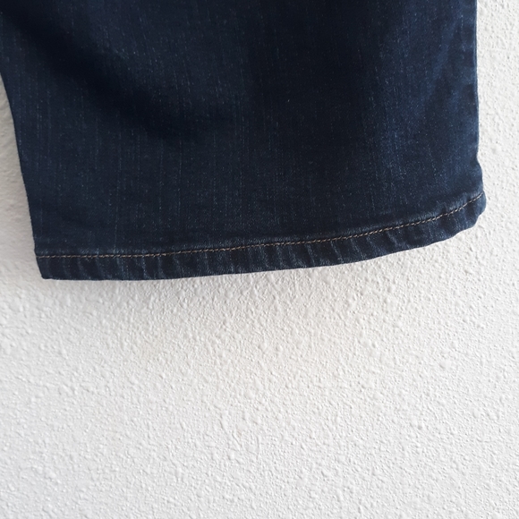 NWT Woolrich Women’s Jean Capris Size 18 dark wash - Picture 5 of 6